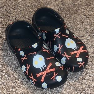 eggs and bacon crocs